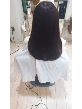 エム デ ヘアー オカダ ロング