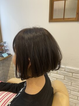 ミルク(MILK) *束感×前下がりボブ*