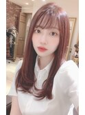 ピンクベージュ