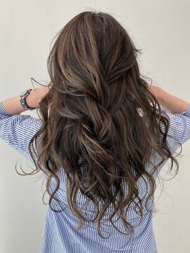 イース バイ アンブルリュクス 北千住(Ease by amble luxe) イルミナカラー/白髪ぼかし/アディクシーカラー