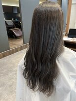 ビスポーク(BESPOKE)&nbsp;20代30代寒色系カラーシースルーバンク艶感ストレート透明感