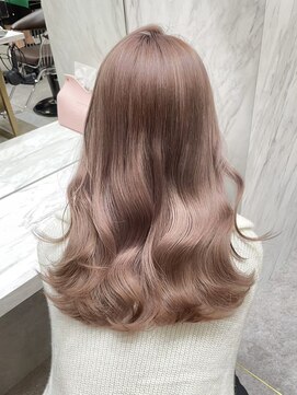 ロンド レア 天神大名店(Lond Le’a) ダブルカラーピンクベージュベージュカラーケアブリーチレイヤー