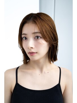レノラ 本町(LENORA) 20代30代大人かわいいナチュラル暗髪エアーストレートヘア