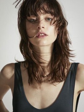 フォーク(FOLK) レイヤーカット