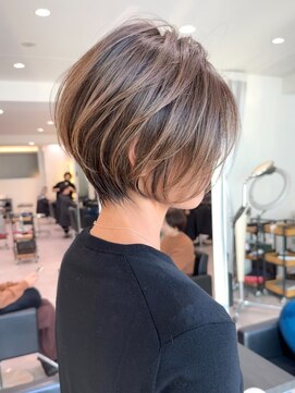 バンプ ギンザ(BUMP GINZA) 30代、40代/丸みくびれショートボブ×白髪染めハイライト/大宮