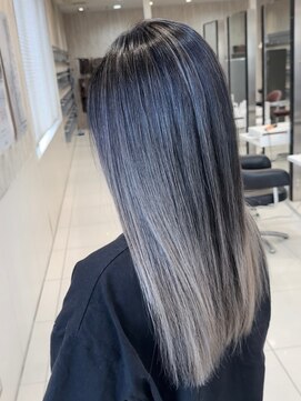 ヘアアンドビューティー クアトロ 戸祭店(QUATRO) バレイヤージュ