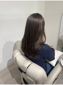 オリーブベージュ×動きのあるロングレイヤー