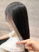 ソル 八王子(SOL) 「さりげないグレーのイヤリングカラー」