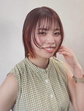 ぱっつんボブ＆ニュアンスカラー