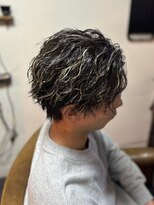 カミケン 方木田店(kamiken.) ハイライト×ツイストスパイラルパーマ【カミケン方木田/福島】