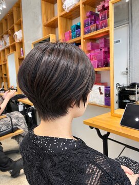アルトル 池袋2nd(altru) ◇大人40代50代60代ショートボブ丸みショート白髪ぼかし