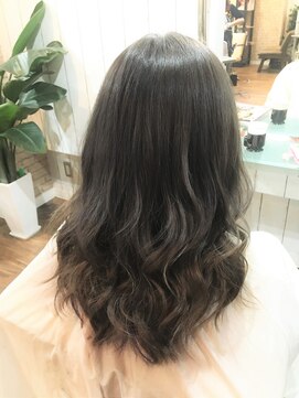 ルシェルシュ 池袋(RecheRche) 外国人風イノセントカラーダークスモーキーグレージュ×坂口飛翔