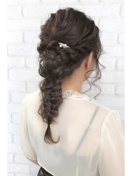 ルノン フィージュ(LUNON fieju) 【LUNON fieju】フィッシュボーン編み×クラシカルarrange