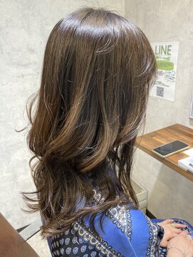 エスト(est) 落ち着いた大人女性にオススメ☆エイジレス美髪カラー