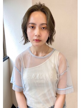 レイラバイアフロート 吉祥寺(Lila by afloat) センターパート×切りっぱなしボブ【アフロート吉祥寺 緒方】