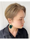 【ハイトーンベージュ】