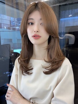 フォンズ(FONS) 大人可愛いレイヤーミディアム 韓国 顔まわりカットワンカール