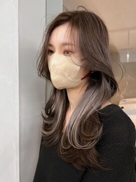 サイン 表参道(SIGN) レイヤーカットグレージュカラーデザインカラーシルキーベージュ