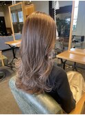 大人可愛いレイヤーカットラベンダーグレージュブリーチなし