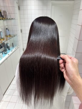 ロンドルーチェ 心斎橋(Lond luce) ダークアッシュ/ミディアムレイヤーカット［髪質改善/縮毛矯正］