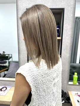 リベストバイジェービー 稲毛(li best. byjb) ダークアッシュ/大人ガーリー/似合わせカット[稲毛/白髪ぼかし]