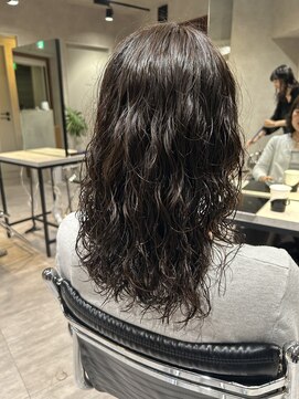 ハイプ(HYPE) 【藤沢/湘南】カーリーパーマ/レイヤーパーマ/ミディアムパーマ