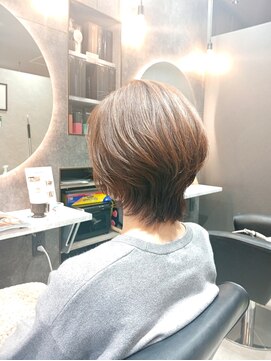 ウェリナ(Welina) くびれショート