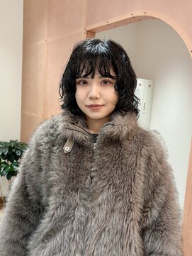 メルト 西梅田店(melt) 暗髪でも重く見えないレイヤーボブパーマ