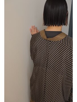 ニコ ヘアー(nico hair) デザインカラー入ったボブのストレートパーマ