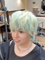 スタジオフォーエイチ(STUDIO 4H)&nbsp;抜きっぱなしブロンド/デザインカラー/韓国風マッシュ/水色