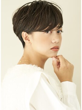 サーカス バイ ビュートリアム 青山(CIRCUS by BEAUTRIUM) 大人骨格美フレンチショート