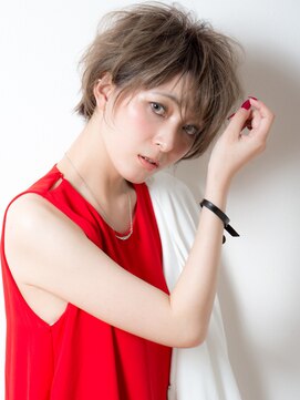 キャロル(CAROL) ショート、ブリーチカラー