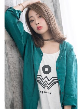 アフロディーテ 枚方店(afrodite) 【afrodite】外ハネフェミニンセミロング