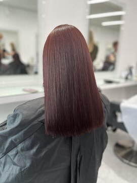 シー 池袋(SHE) ワインレッド