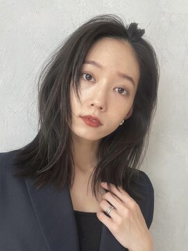 ノイ(noi) 顔周りレイヤーカットグレージュカラーくびれボブベージュカラー