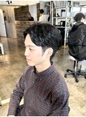 メンズビジネスショート短髪ヘア短めセンターパート