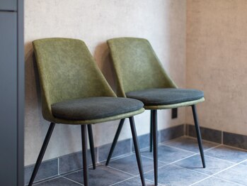 HAILEY 【ヘイリー】