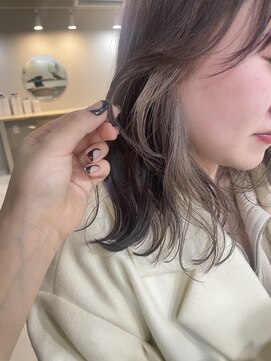 オルカ(orca) くすみベージュ / ちょこっとインナーカラー