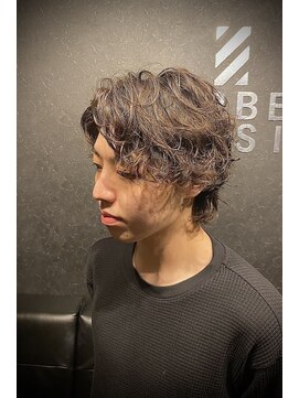 バーバークラシックス(BARBER CLASSICS) ラフパーマウルフスタイル