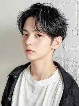 ダブル(DOUBLE)の写真/ON/OFF決まる、再現性の高いスタイルはDOUBLEにお任せ！多くのメンズのお客様から支持されています★