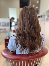 ヘアセラピー サラ(hair therapy Sara) 巻き髪 × グレージュカラー