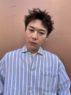 ヒュージ 表参道(huge) メンズカット/ニュアンスパーマ/眉毛/刈り上げ/ビジネススタイル