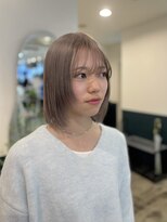 ヘアーブレイス(hair brace)&nbsp;レイヤーボブとハイトーン