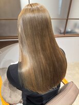 ソワ 四日市(soie)&nbsp;ケアブリーチ×ミルクティーベージュ×髪質改善トリートメント