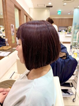 イマージュ アヴェダ 八王子店(Image AVEDA) 前下がりボブ