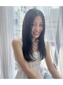 ナチュラル黒髪ロングレイヤー