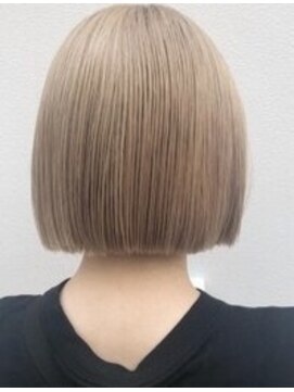 レム 長野青木島店(REM) ミルクティーベージュボブ