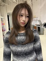 エイチ(811)&nbsp;くびれフェイスフレーミングミディアムウルフピンクグレージュ