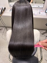イル(il)&nbsp;髪質改善メテオストレートパーマ