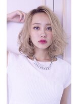 マノン バイ エイチ(MANON by H)&nbsp;manon 外国人風プラチナグラデ☆☆